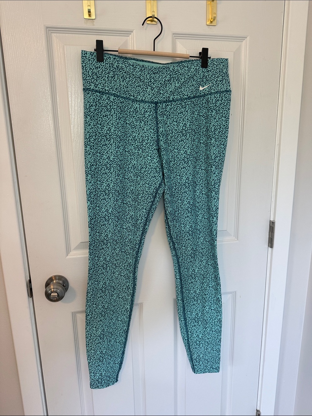 Nike Teal Speckled Workout Leggings
